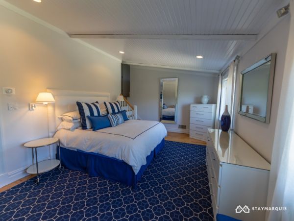 Hamptons Home 1020449