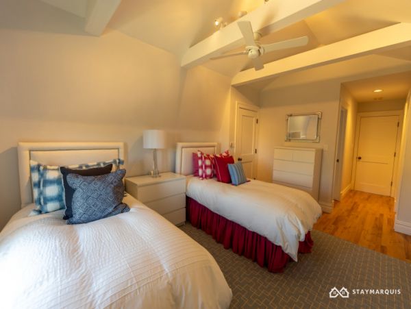 Hamptons Home 1020449