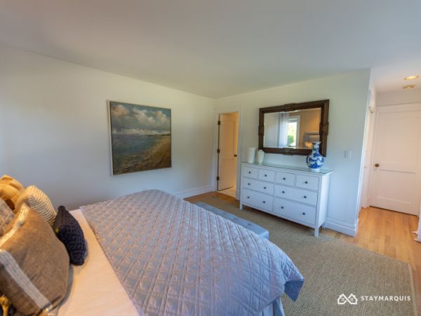 Hamptons Home 1020449