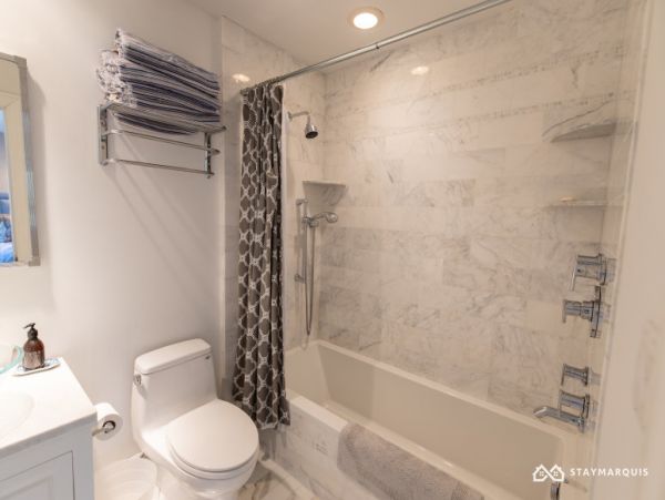 Hamptons Home 1020449