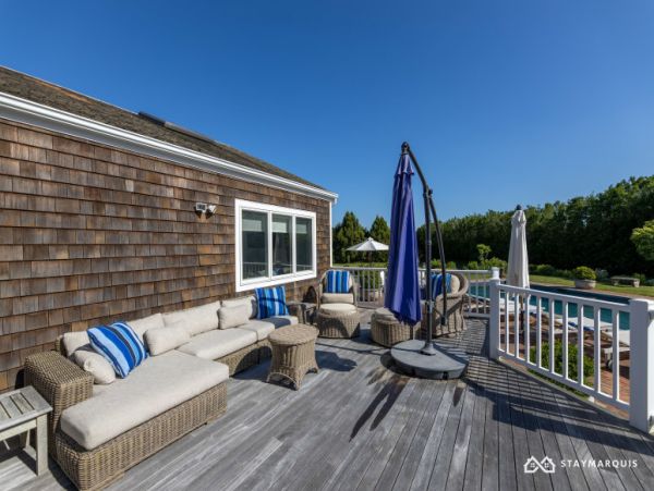 Hamptons Home 1020449