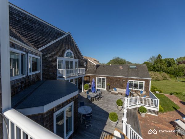 Hamptons Home 1020449