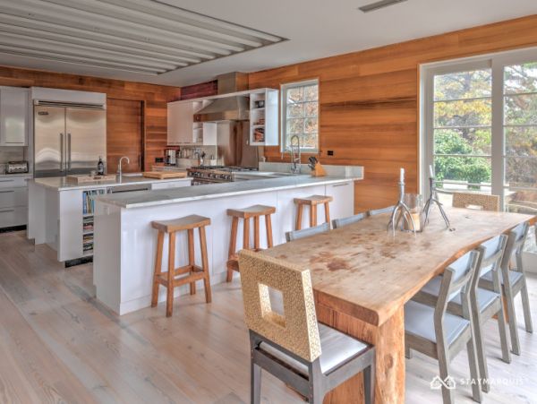 Hamptons Home 1020450