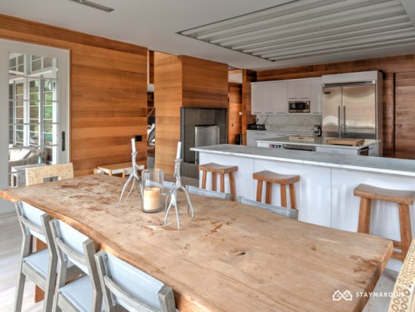 Hamptons Home 1020450