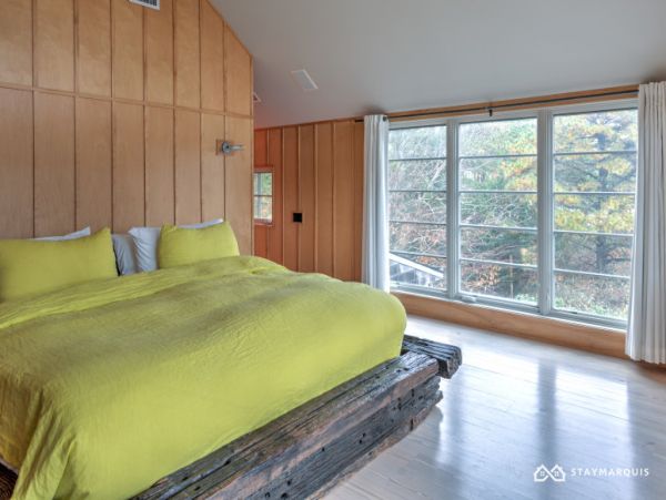 Hamptons Home 1020450
