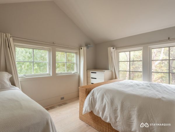 Hamptons Home 1020450