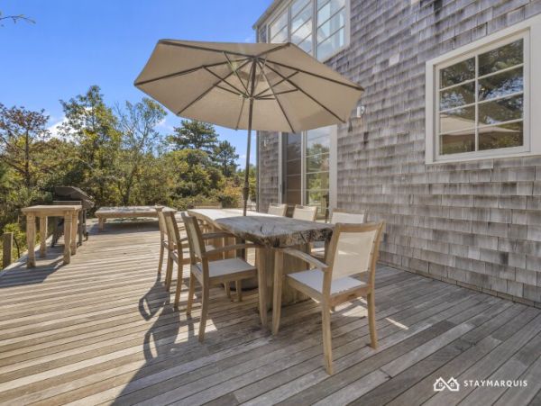Hamptons Home 1020450