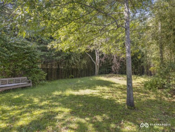 Hamptons Home 1020450
