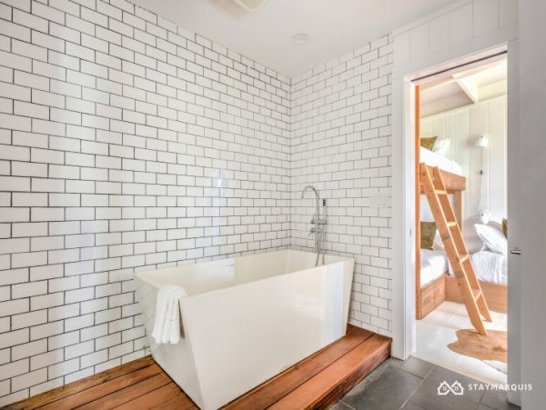Hamptons Home 1020451