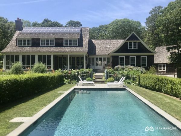 Hamptons Home 1020452