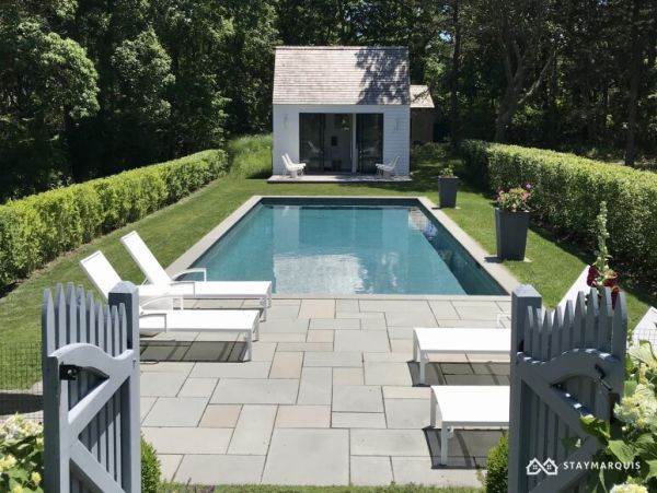 Hamptons Home 1020452