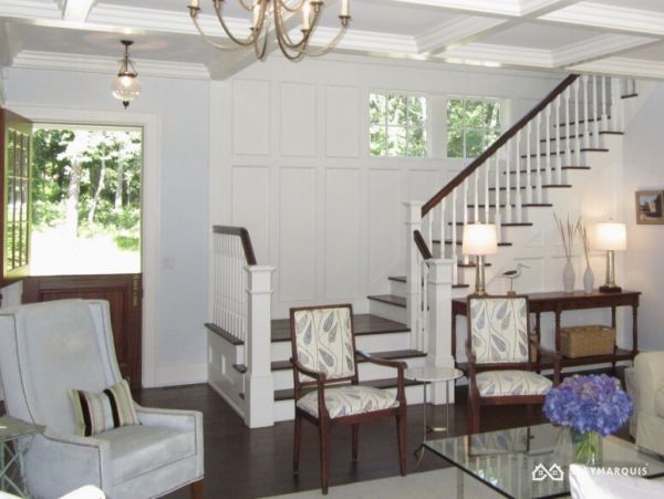 Hamptons Home 1020452