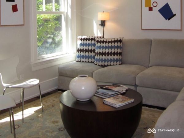 Hamptons Home 1020452