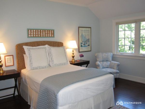 Hamptons Home 1020452
