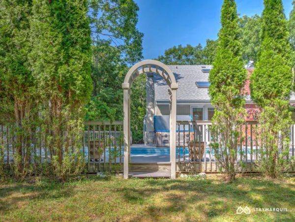 The Country House Amagansett Living Visit the Hamptons for the Summer