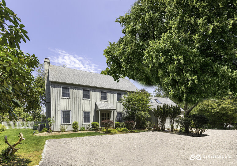 Hamptons Home 1020455