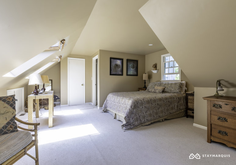 Hamptons Home 1020455