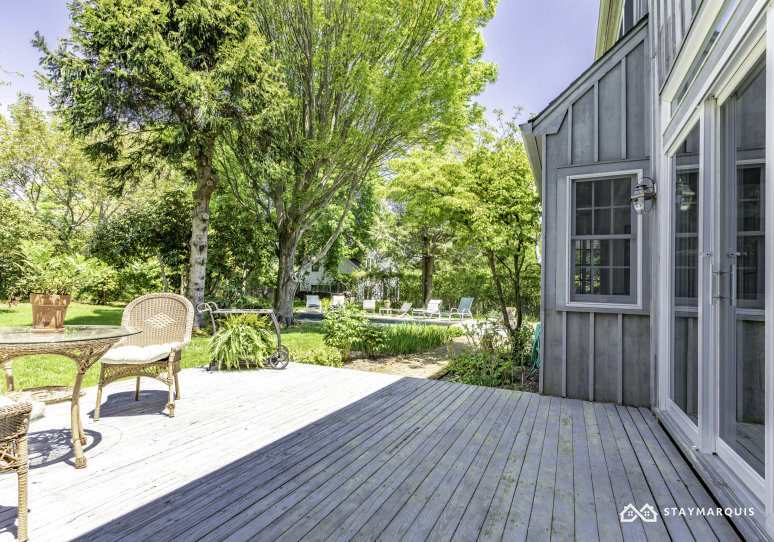 Hamptons Home 1020455