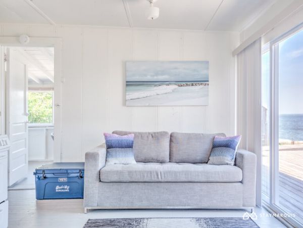 Hamptons Home 1020456