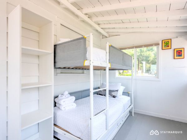 Hamptons Home 1020456