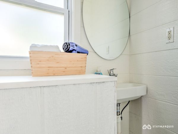 Hamptons Home 1020456