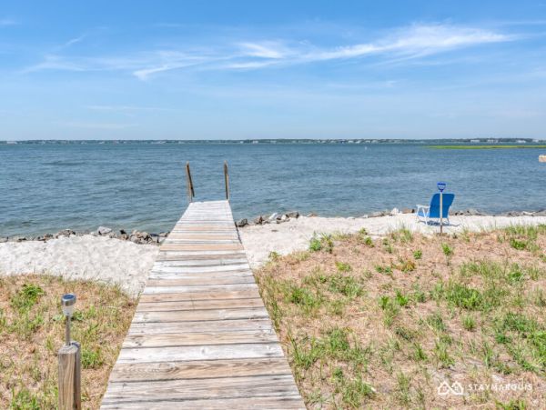 Hamptons Home 1020456