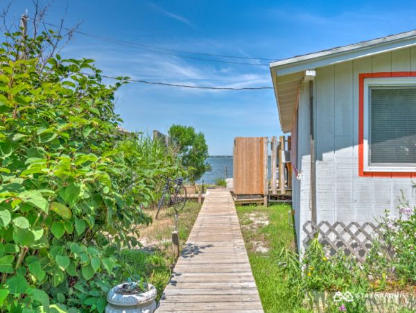 Hamptons Home 1020456