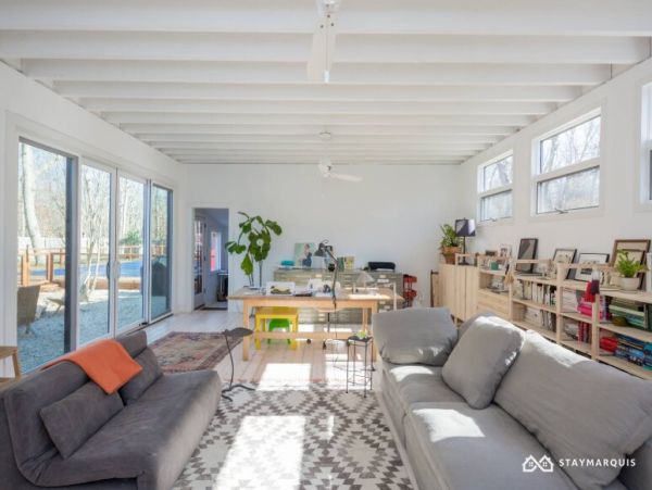 Hamptons Home 1020458