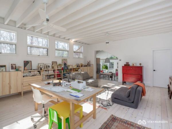 Hamptons Home 1020458