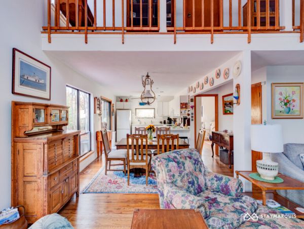 Hamptons Home 1020459