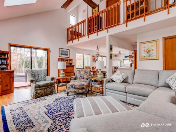 Hamptons Home 1020459
