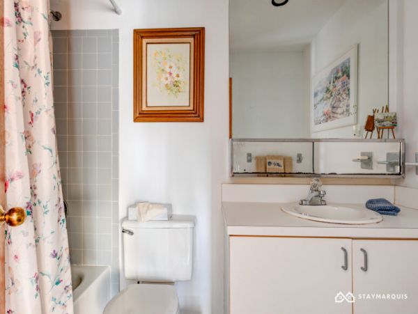 Hamptons Home 1020459