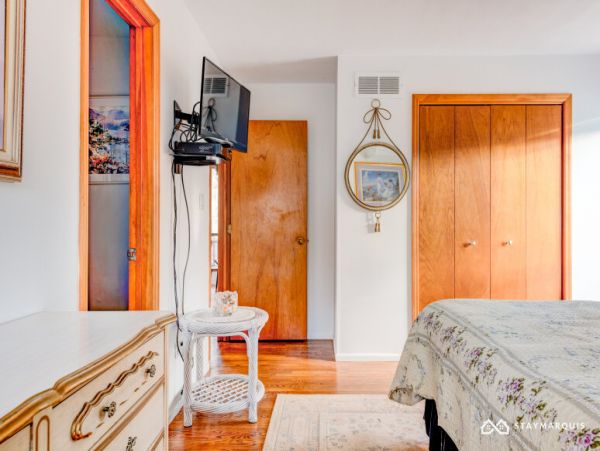 Hamptons Home 1020459