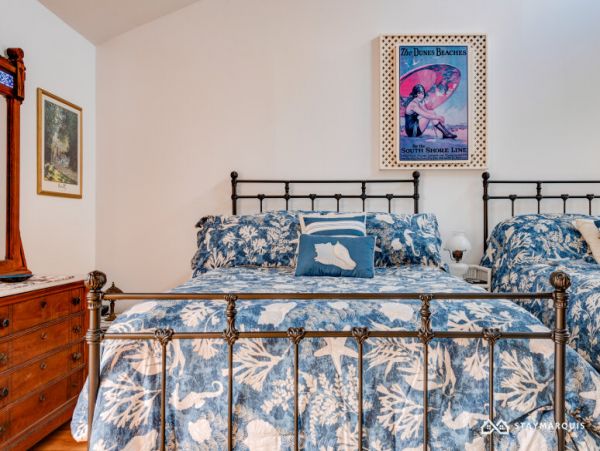 Hamptons Home 1020459
