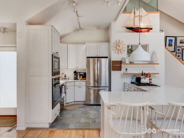Hamptons Home 1020462