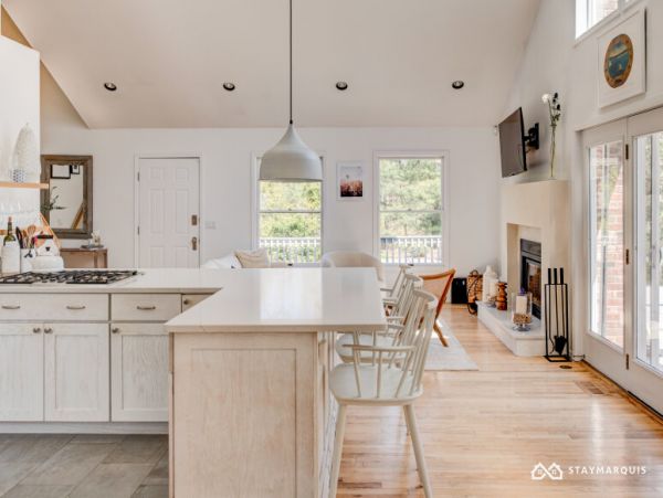 Hamptons Home 1020462