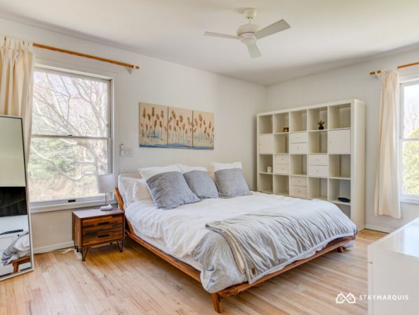 Hamptons Home 1020462