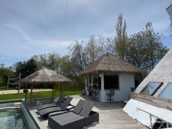 Hamptons Home 1020464