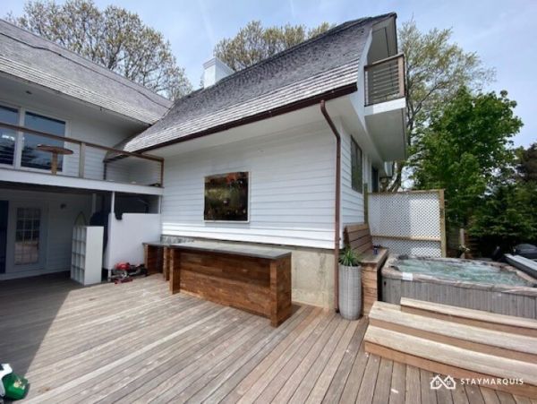 Hamptons Home 1020464