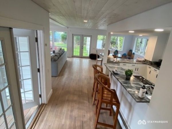 Hamptons Home 1020464