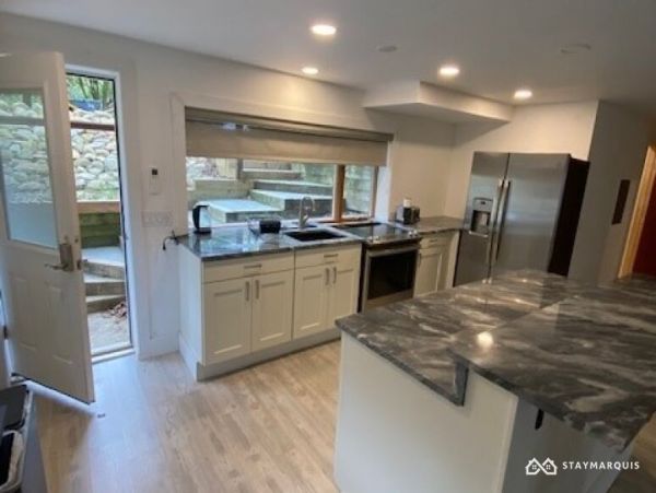 Hamptons Home 1020464