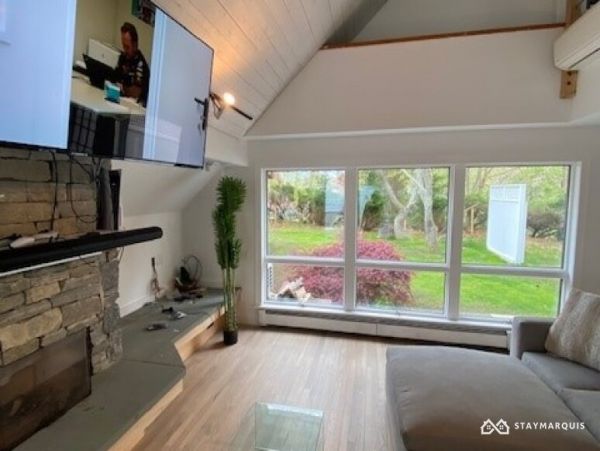Hamptons Home 1020464