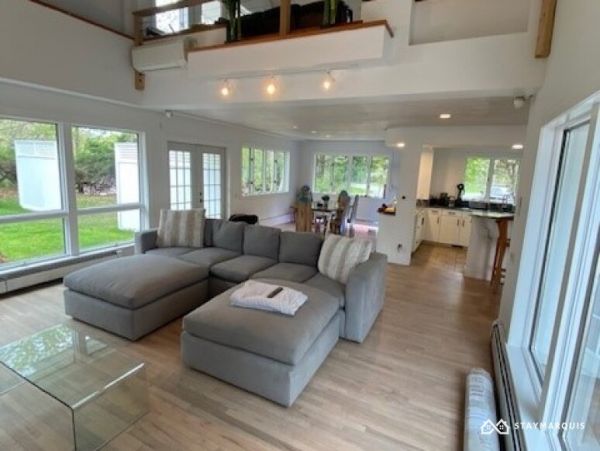 Hamptons Home 1020464