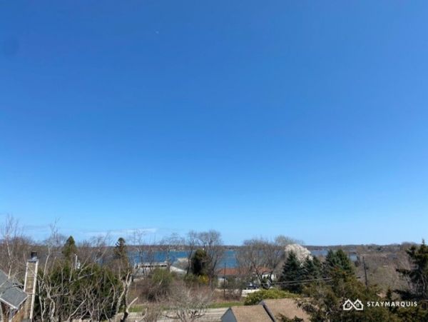 Hamptons Home 1020464