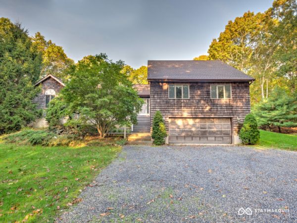 Hamptons Home 1020465