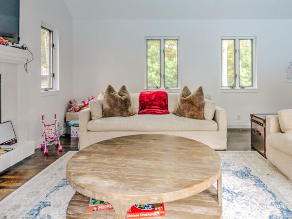Hamptons Home 1020465