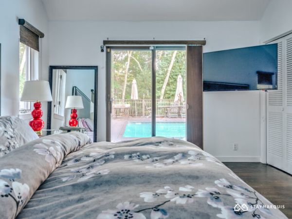 Hamptons Home 1020465