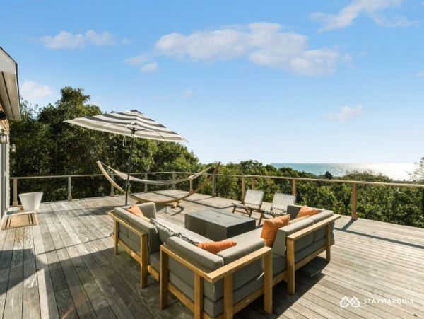 Hamptons Home 1020466