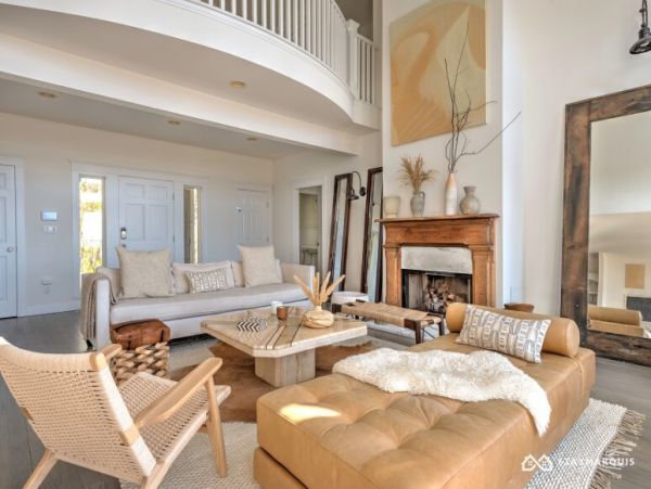 Hamptons Home 1020466