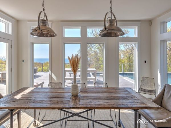 Hamptons Home 1020466